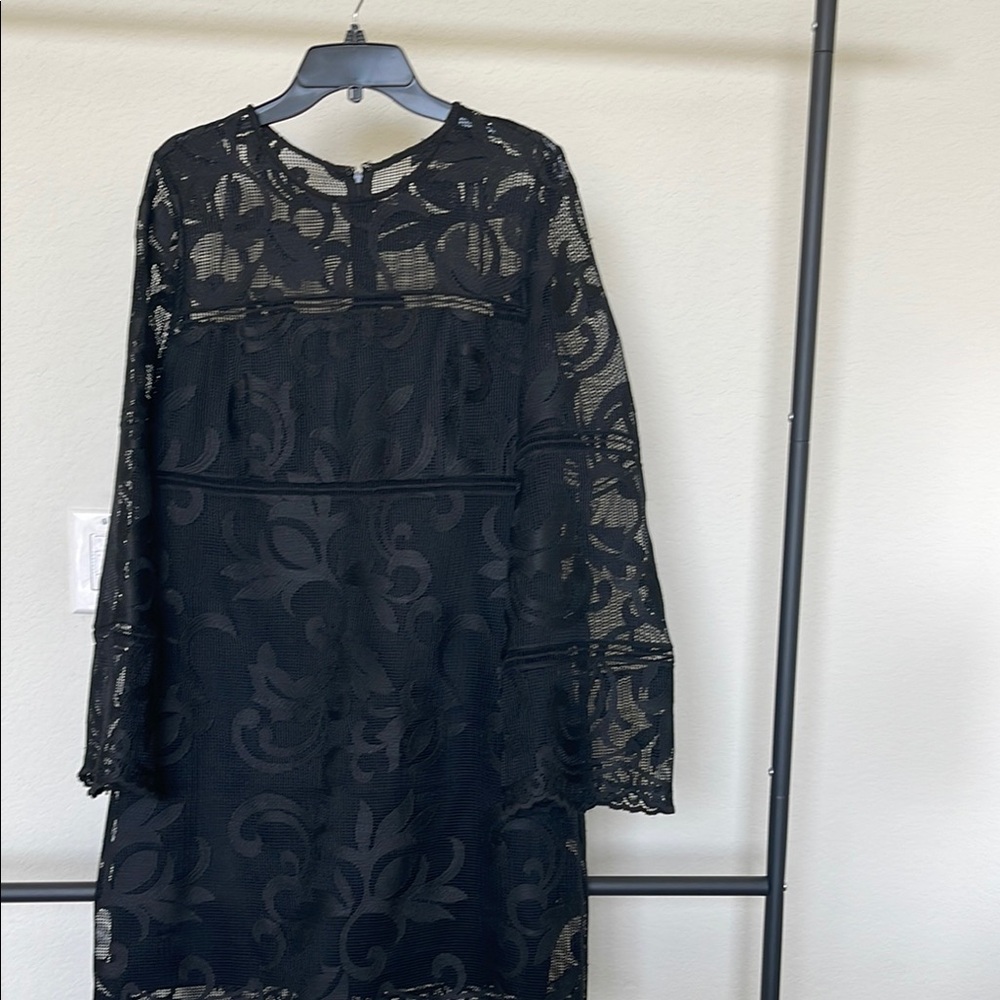 Elegant Black Lace Dress